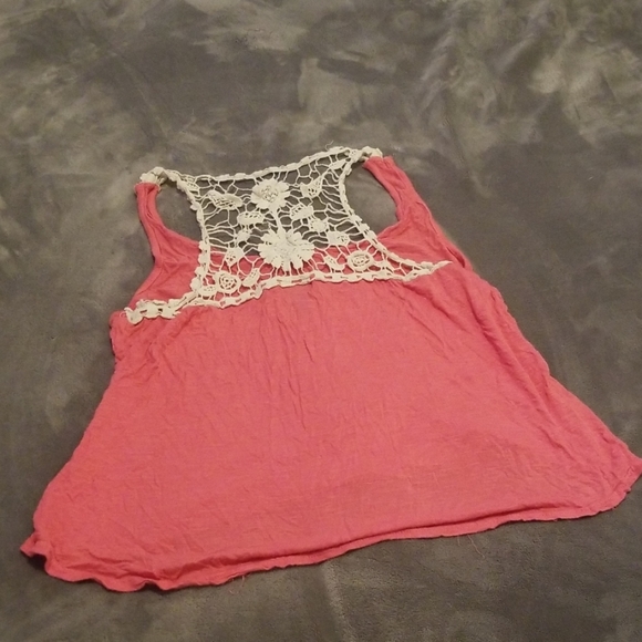 Xl tank - Picture 2 of 2